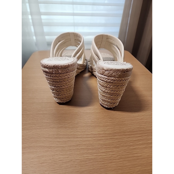 Vince Camuto Cream LEATHER Mules Espadrilles Wedge SZ 10 M -fits 9 M RUNS SMALL - Picture 12 of 16